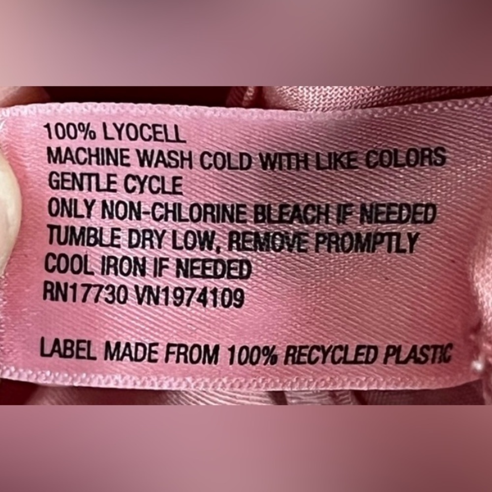 Universal Thread button down shirt. Excellent con… - image 9